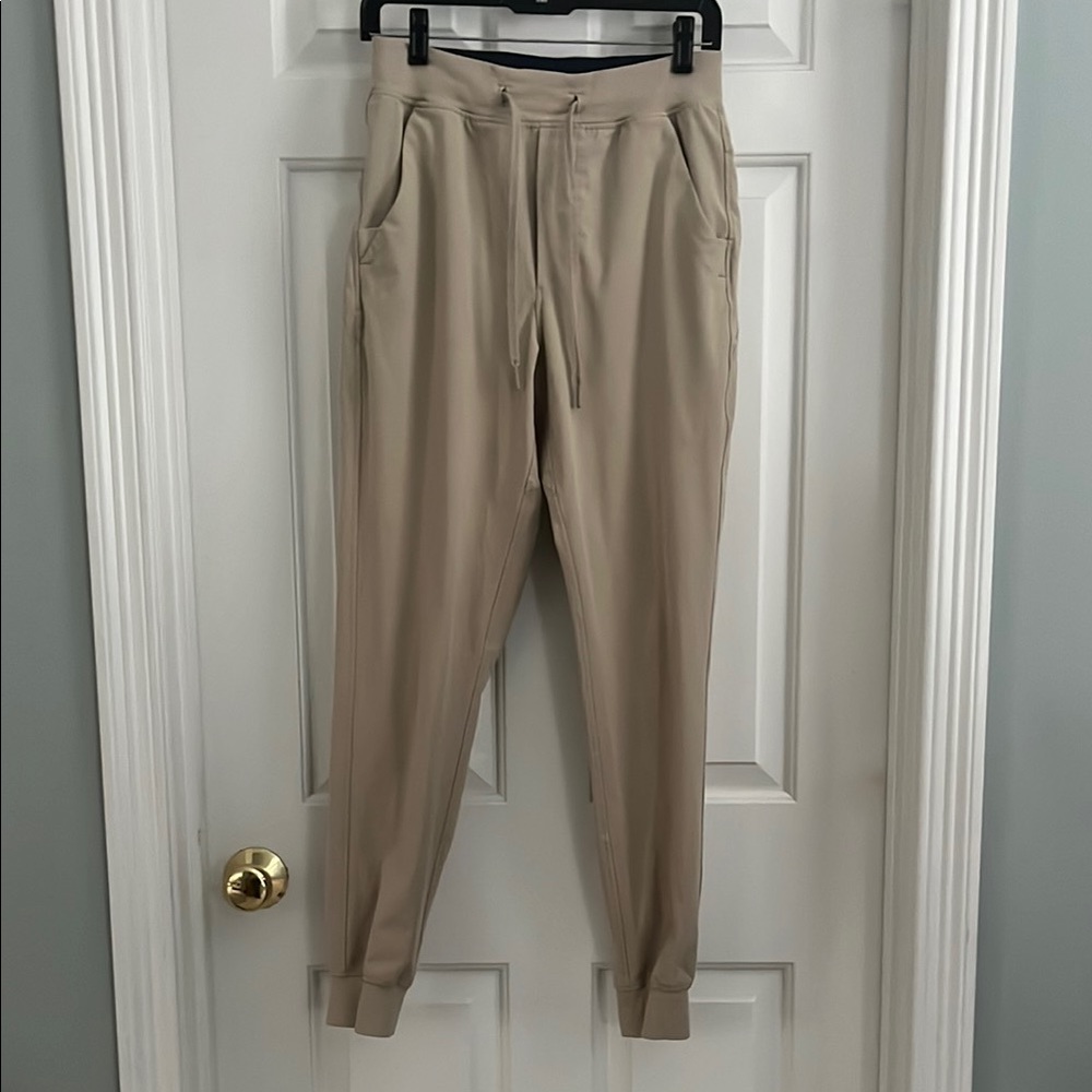 NWOT Men's Tan Birddog Jogger Pants, M, liner.  Never worn